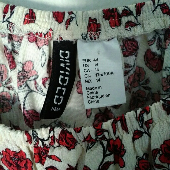 H&M off the shoulder floral crop top - Picture 4 of 5